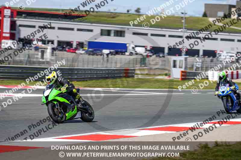 cadwell no limits trackday;cadwell park;cadwell park photographs;cadwell trackday photographs;enduro digital images;event digital images;eventdigitalimages;navarra;no limits trackdays;peter wileman photography;racing digital images;trackday digital images;trackday photos
